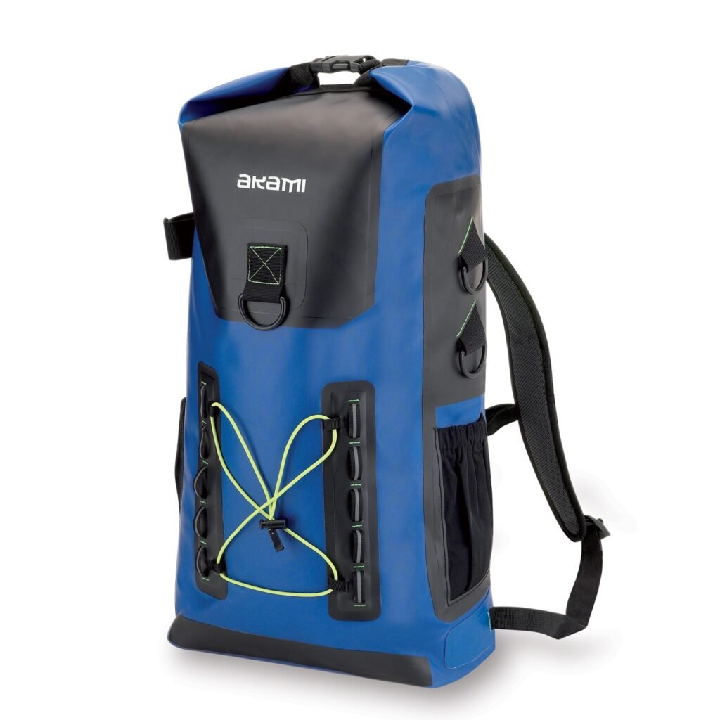 AKAMI MRS01 je vodoodbojni ruksak dizajniran za potpunu zaštitu od vode i maksimalnu pouzdanost. Samozatvarajući patentni zatvarači i vodootporni džepovi s sigurnim zatvaranjem održavaju sadržaj suhim čak i u ekstremnim uvjetima. Idealan za ribolov iz broda