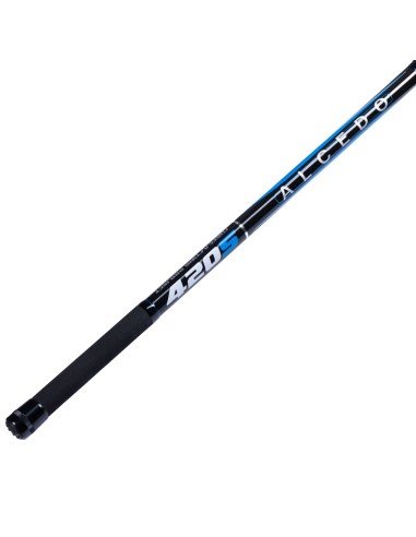 akciju do 180 g i lagani karbonski blank. Rezultat je svestran štap